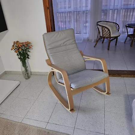 Penthouse 2 Bedroom, 2 Bathroom *